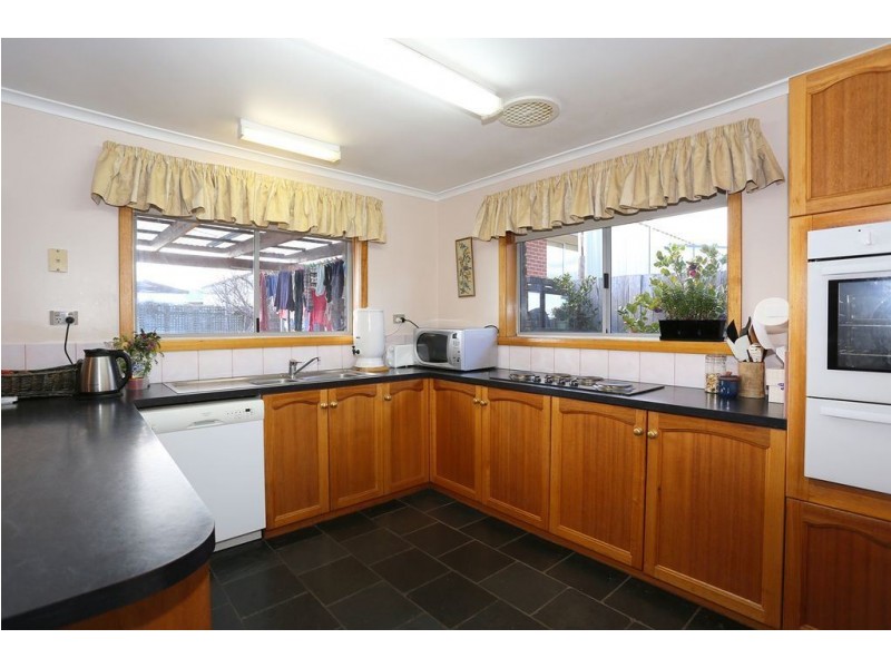 42 Packham Street, Newnham TAS 7248