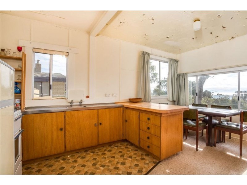 16 Top Road, Greens Beach TAS 7270