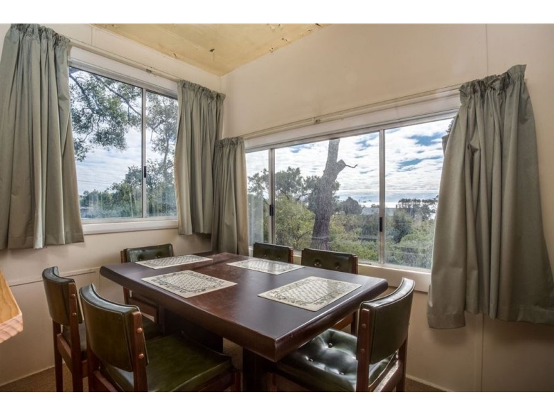 16 Top Road, Greens Beach TAS 7270