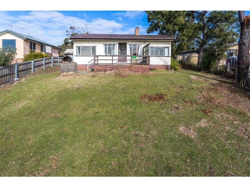 16 Top Road, Greens Beach TAS 7270