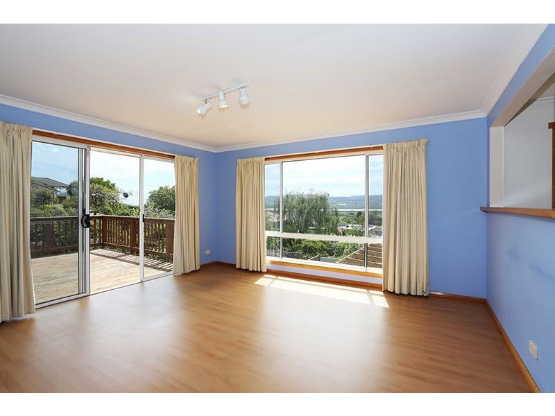 8 Janor Street, Riverside TAS 7250