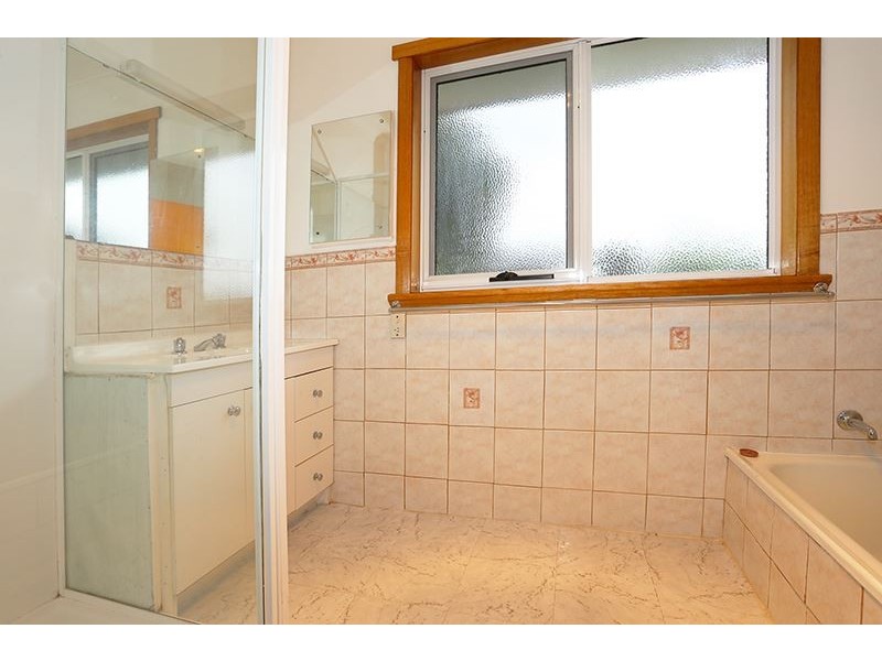 8 Janor Street, Riverside TAS 7250