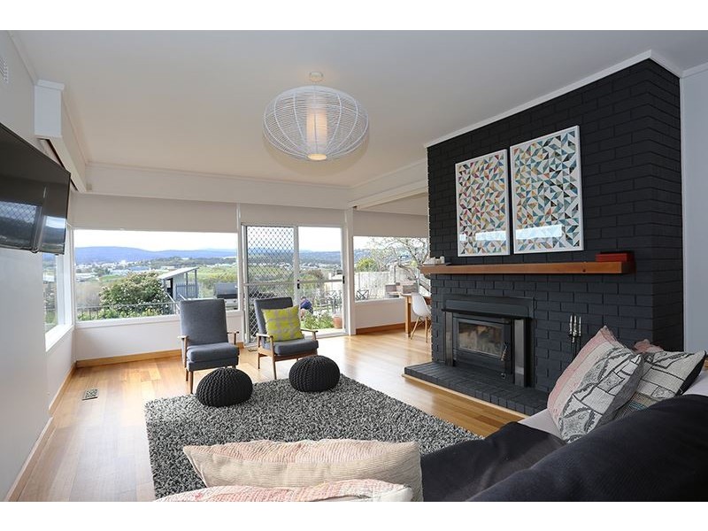 9 Thyne Avenue, Newstead TAS 7250