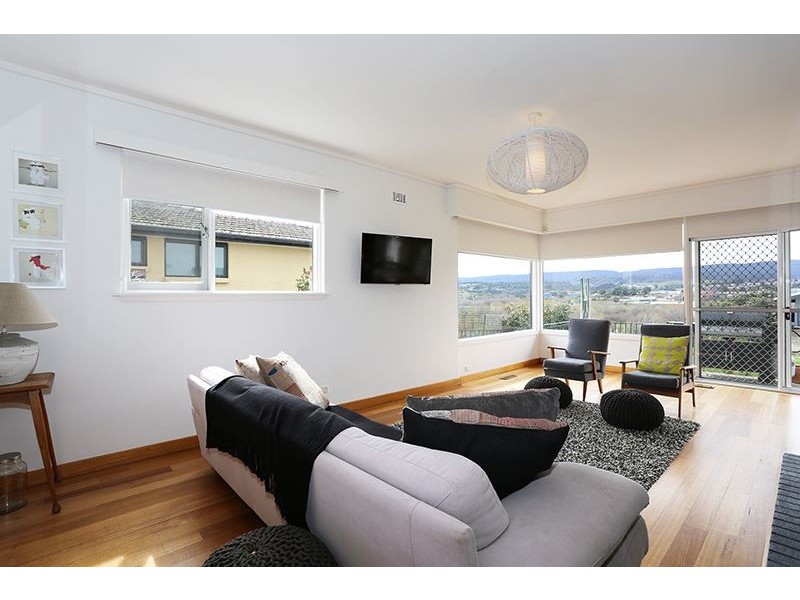 9 Thyne Avenue, Newstead TAS 7250