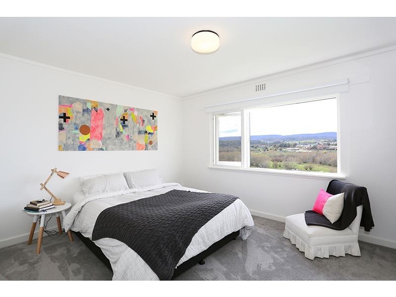 9 Thyne Avenue, Newstead TAS 7250