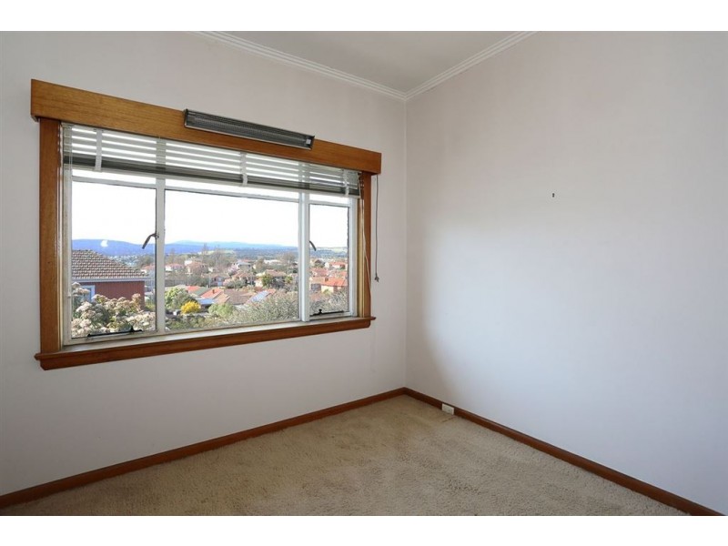 38 Robin Street, Newstead TAS 7250