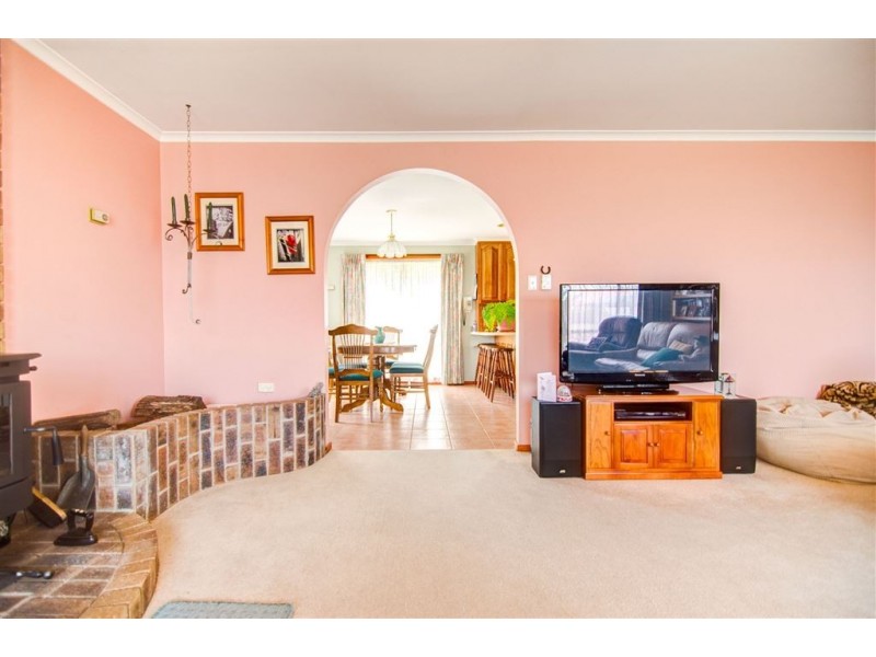 277 Peel Street West, Prospect Vale TAS 7250