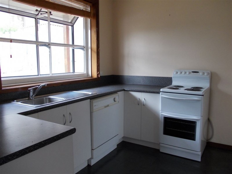 2/9 Eastbourne Street, South Launceston TAS 7249