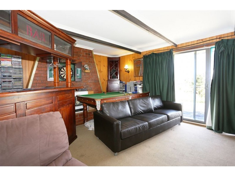 20 Crandon Crescent, Newnham TAS 7248