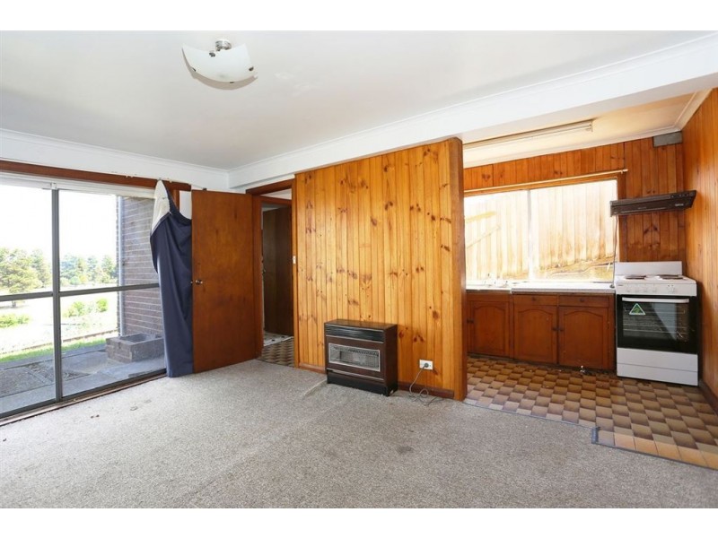 20 Crandon Crescent, Newnham TAS 7248