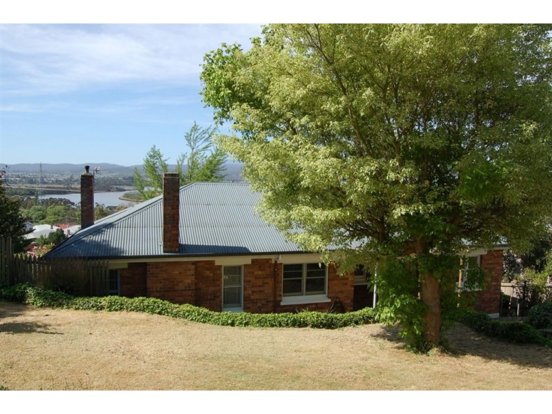 143 West Tamar Highway, Trevallyn TAS 7250