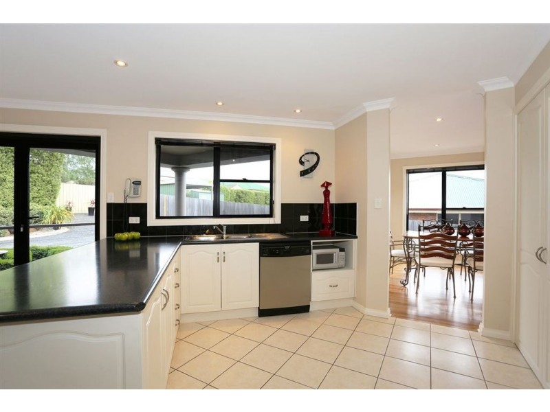 30 Piper Avenue, Youngtown TAS 7249