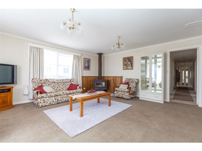 9 Stuart Ave, Prospect Vale TAS 7250