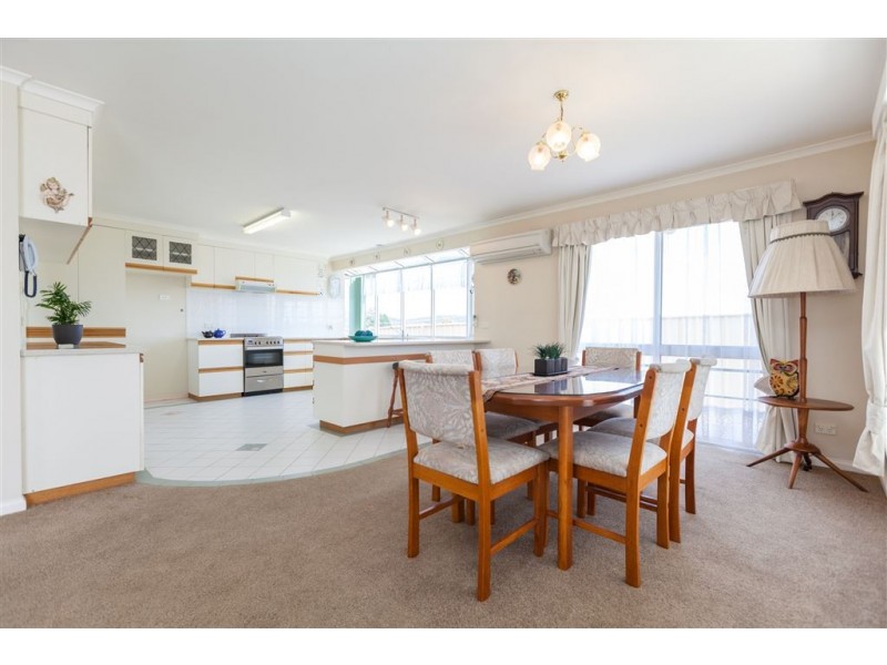 9 Stuart Ave, Prospect Vale TAS 7250