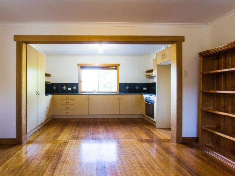 14 Elouera Street, Trevallyn TAS 7250