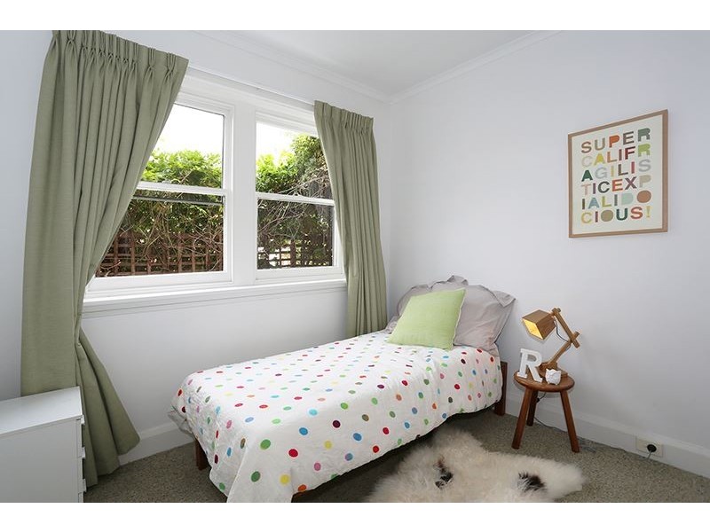 9 Riverdale Grove, Newstead TAS 7250