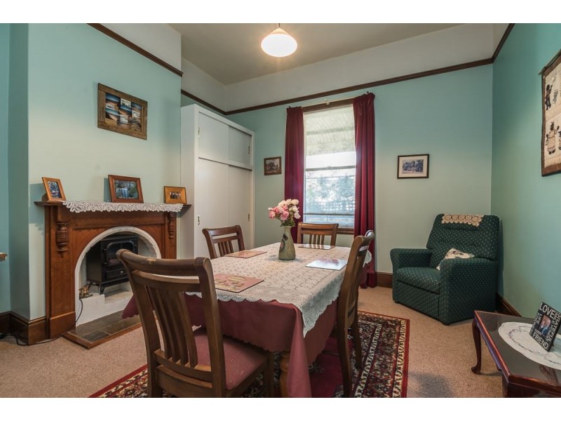 33 Button Street, Mowbray TAS 7248