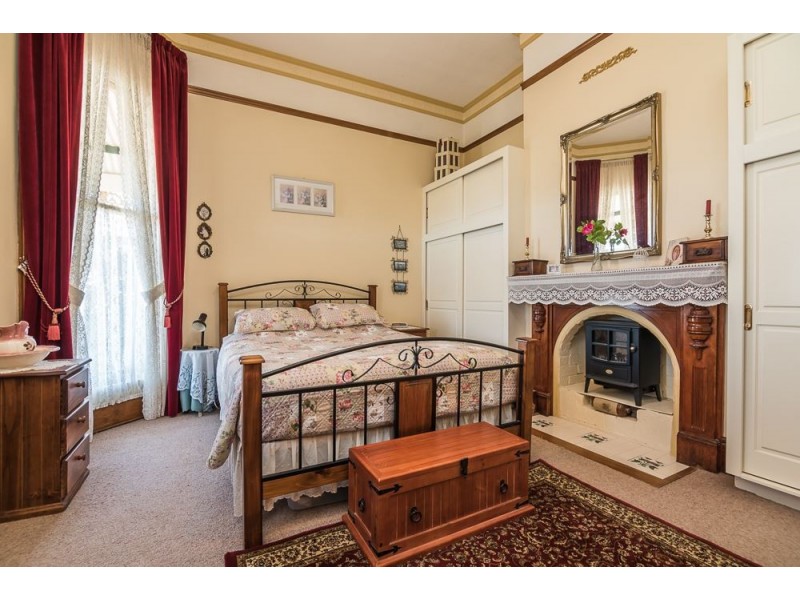 33 Button Street, Mowbray TAS 7248