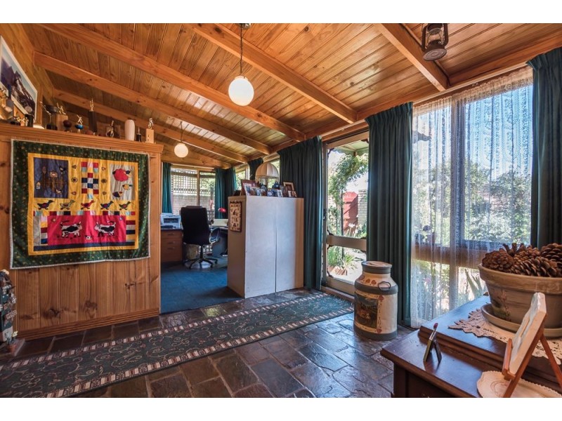 33 Button Street, Mowbray TAS 7248