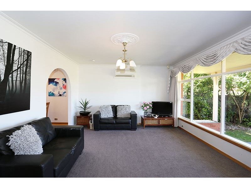 18 Procter Street, Newnham TAS 7248