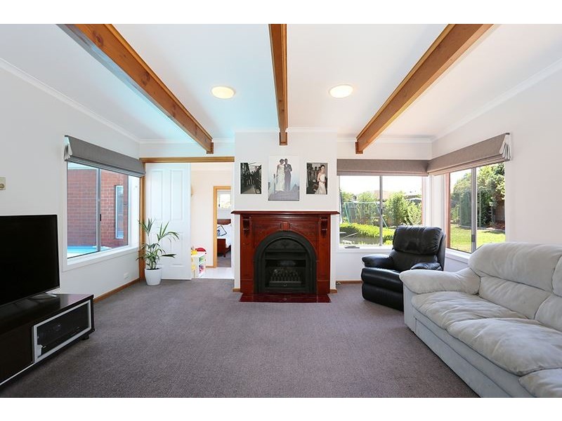 18 Procter Street, Newnham TAS 7248
