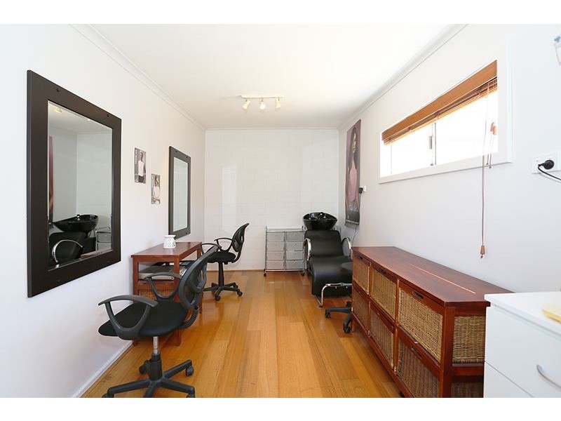 18 Procter Street, Newnham TAS 7248