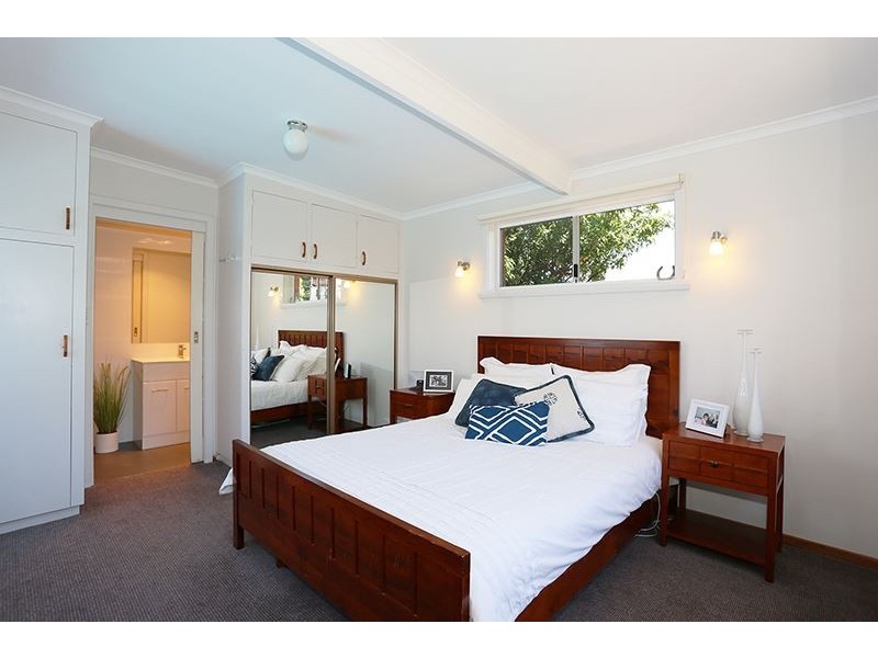 18 Procter Street, Newnham TAS 7248