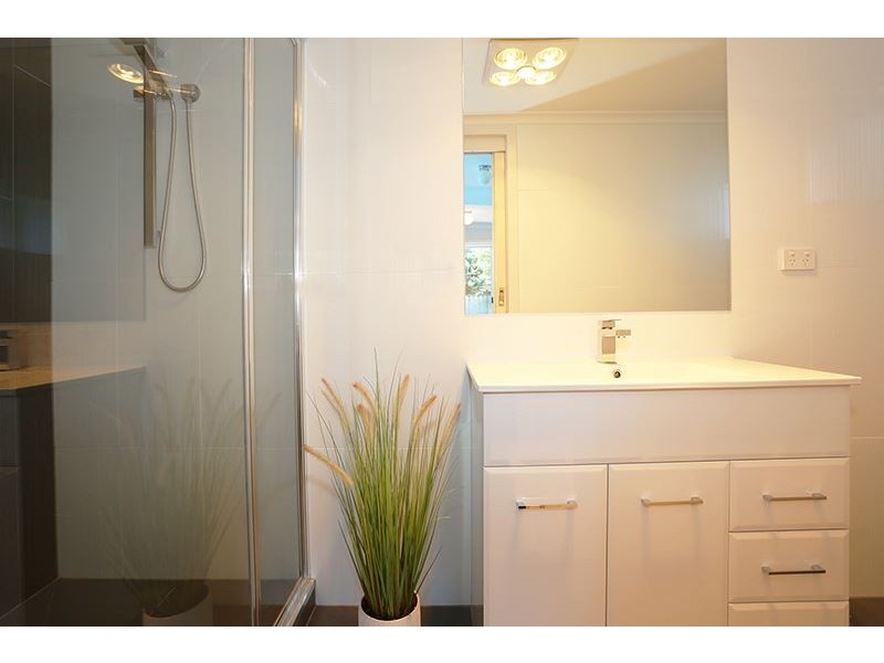 18 Procter Street, Newnham TAS 7248