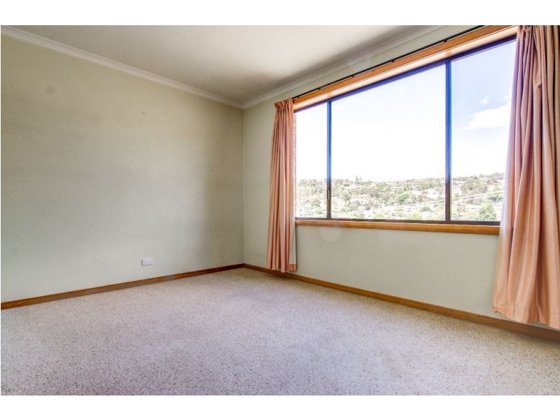 8 Glencoe Avenue, Trevallyn TAS 7250