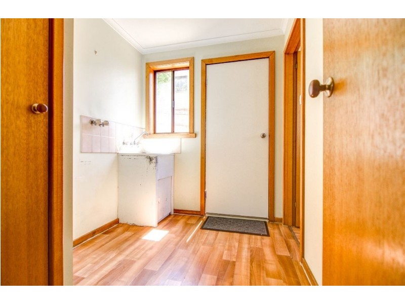 8 Glencoe Avenue, Trevallyn TAS 7250