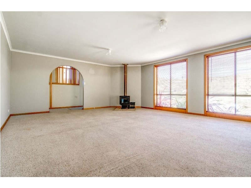 8 Glencoe Avenue, Trevallyn TAS 7250