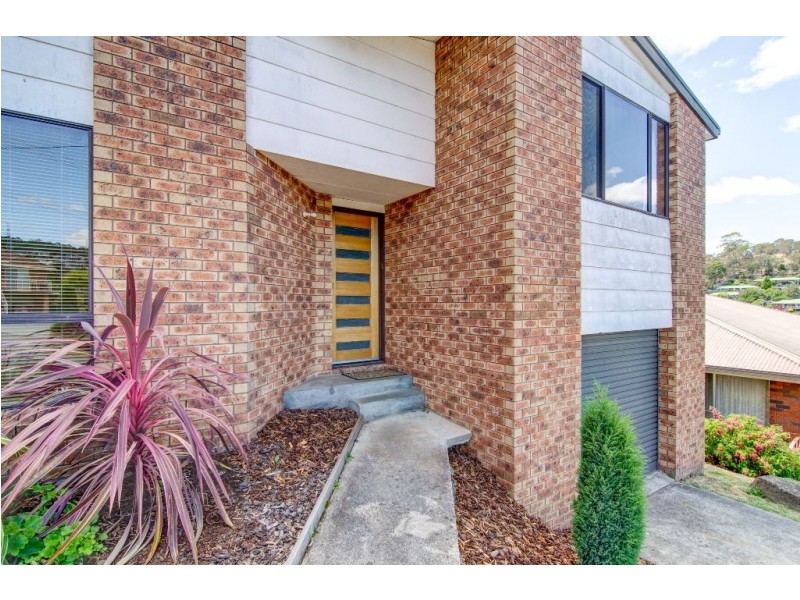 8 Glencoe Avenue, Trevallyn TAS 7250