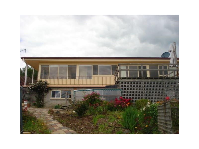 64 Beach Road, Legana TAS 7277