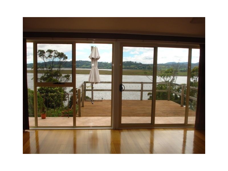 64 Beach Road, Legana TAS 7277