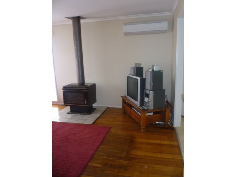 24 Ti-tree Crescent, Rocherlea TAS 7248