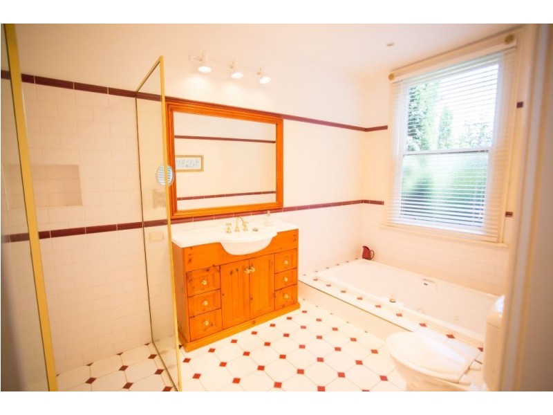 37 Wentworth St, Newstead TAS 7250