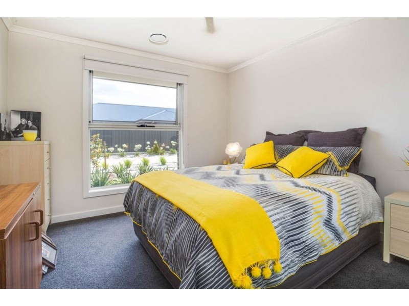 1 Lakeside Drive, Kings Meadows TAS 7249