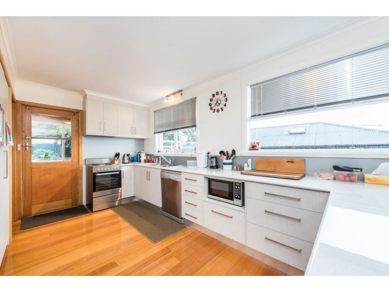 41 Delamere Crescent, Trevallyn TAS 7250