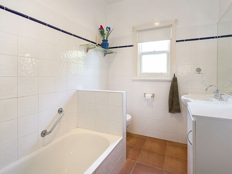 60 Guy Street, Kings Meadows TAS 7249