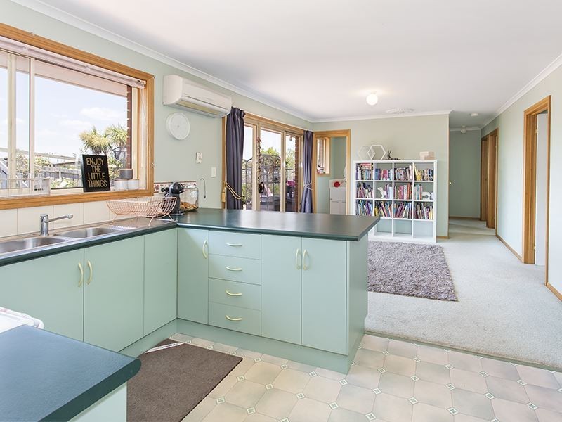 16 Luke Court, Summerhill TAS 7250