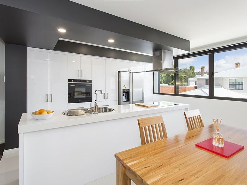 2/143-149 St John St, Launceston TAS 7250