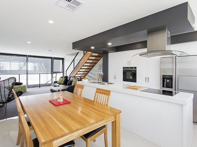 2/143-149 St John St, Launceston TAS 7250