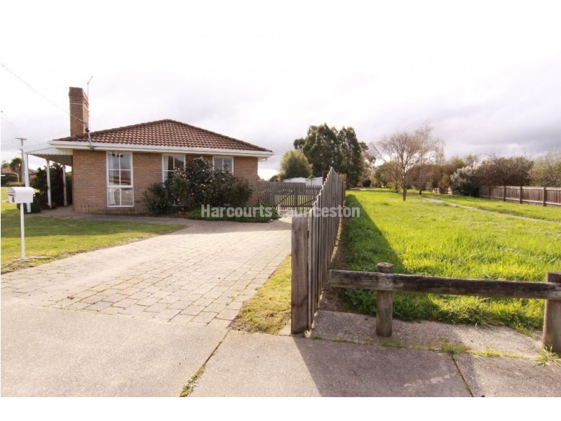 4 Wintercole Court, Newnham TAS 7248