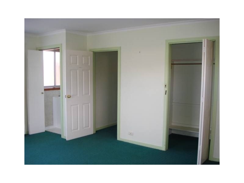 50 Crandon Crescent, Newnham TAS 7248