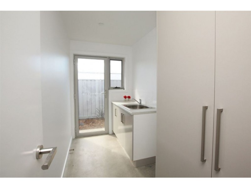 2/11 Eldonhurst Drive, Newstead TAS 7250