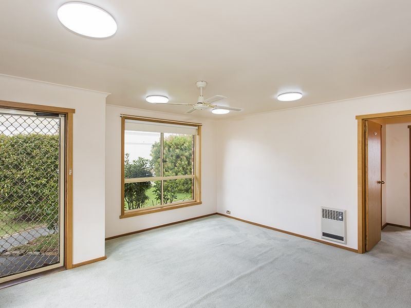 2/8 Jardine Crescent, Prospect Vale TAS 7250