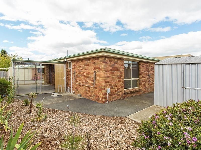 2/8 Jardine Crescent, Prospect Vale TAS 7250