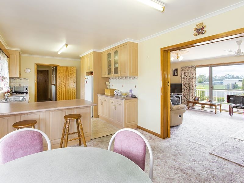 24 East Street, Carrick TAS 7291