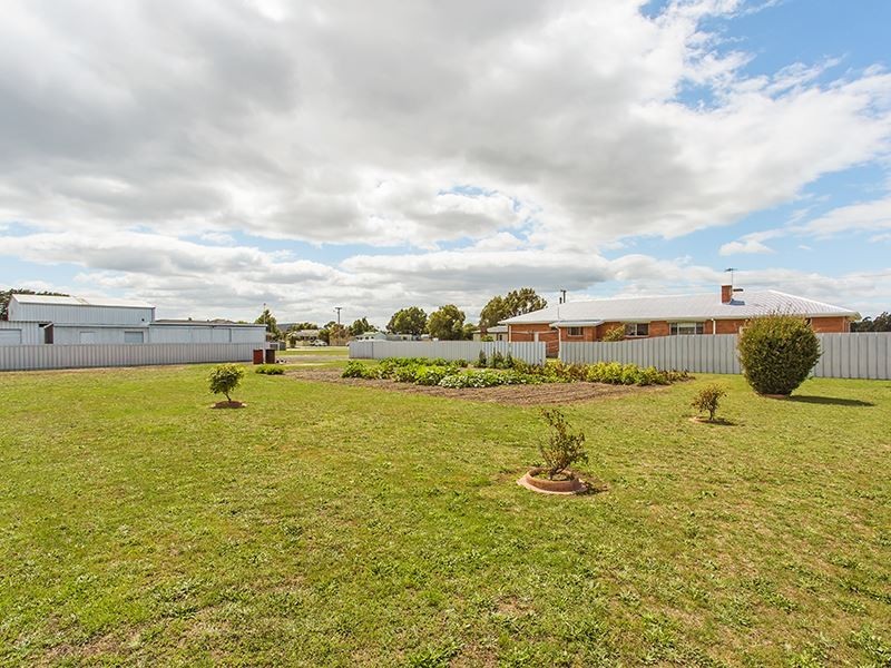 24 East Street, Carrick TAS 7291