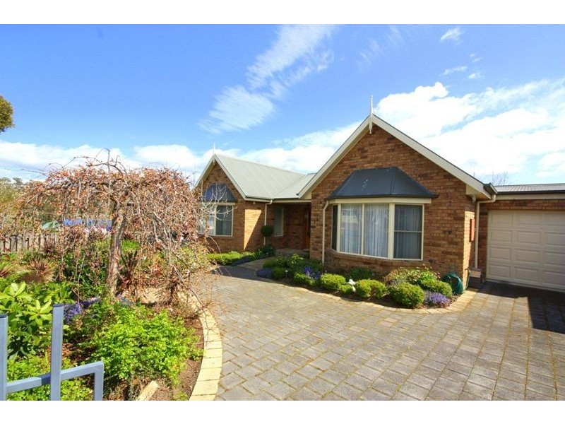 17 Edinburgh Street, Kings Meadows TAS 7249